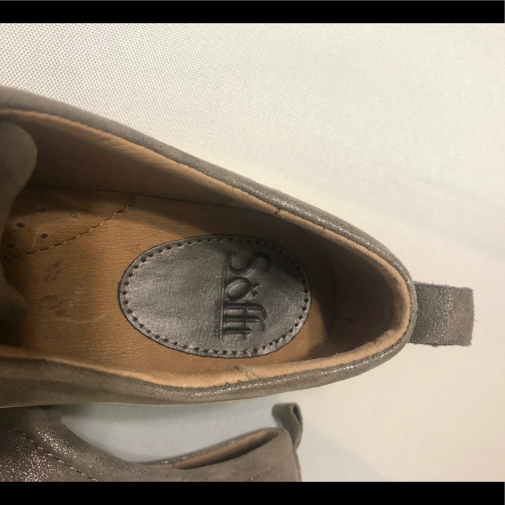 Taupe and black Sofft slip on shoes- NEW - Picture 3 of 7